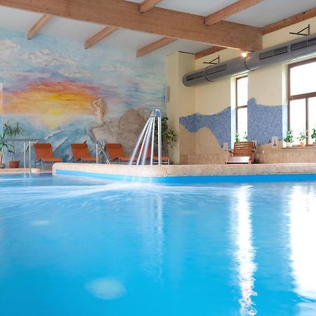 Jantar-Spa Kompleks Wypoczynkowo-Rehabilitacyjny Нєхоже Екстер'єр фото